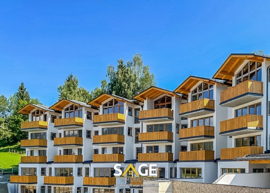 Luxurious penthouse hotel apartment with a fantastic view, Attic flat in 5600 St. Johann im Pongau