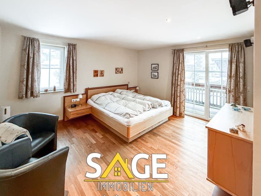 Apartment house with exclusive private area and vacation apartments in Wagrain, Guest house in 5602 Wagrain