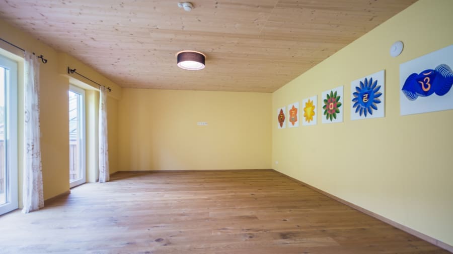 Loft for conversion (tourist rental) at the “Kraftplatzl” in the middle of the mountains, Renditeobjekt in 5091 Unken