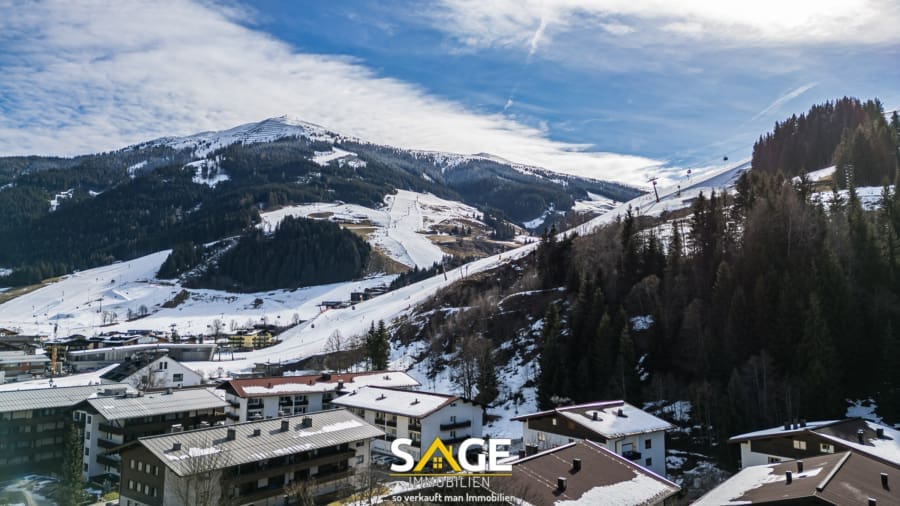 Sonnige 4- Zimmer Wohnung in Saalbach Hinterglemm, Etagenwohnung in 5753 Saalbach - Hinterglemm