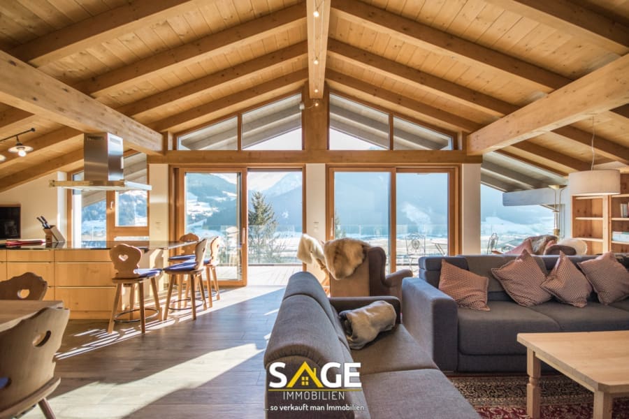 Vacation panorama penthouse | 3 minutes to the Kitzbühel Alps ski area | tourist rental | second home, Penthouse in 6370 Kitzbühel